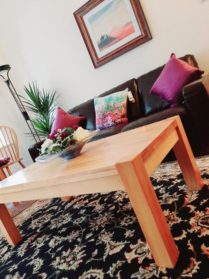 Main Street Apartment Carrick on Shannon Dış mekan fotoğraf
